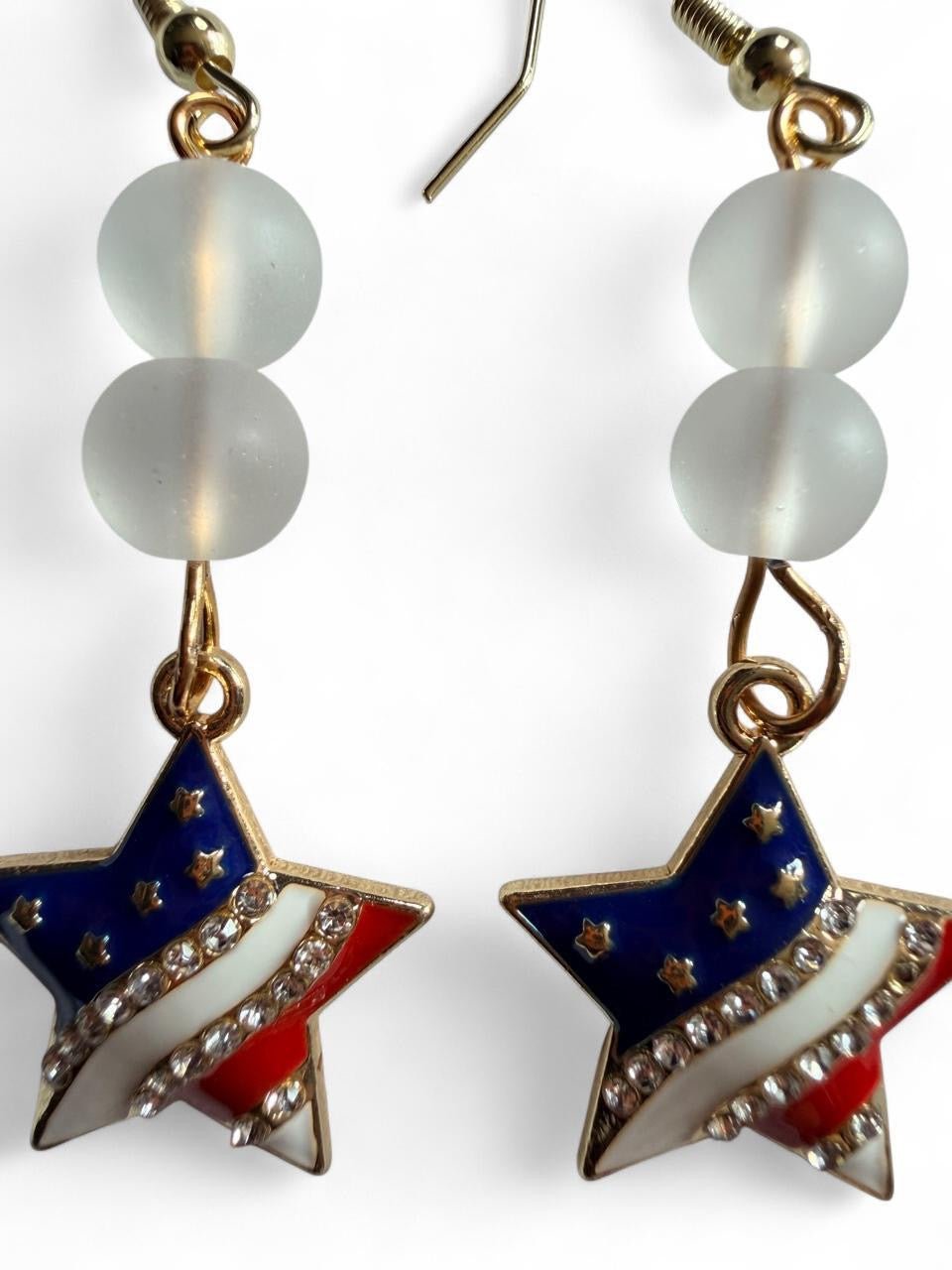 End of Summer Americana Star Earrings - American Flag Rhinestone Star Dangle with Frosted Beads
